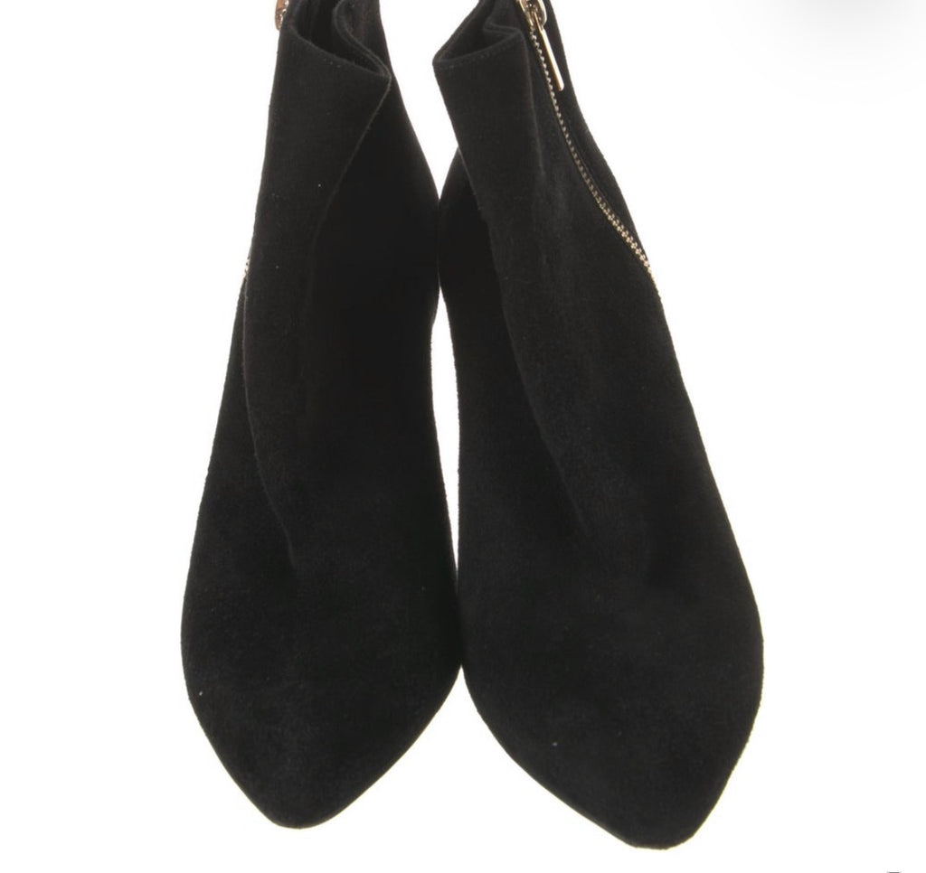 Preowned Lanvin Black Suede Ankle Booties – Size 37.5