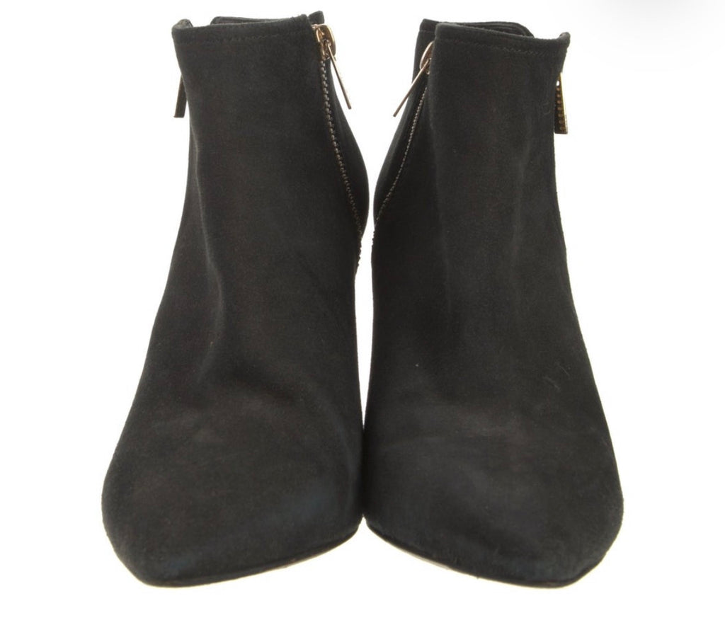Preowned Jimmy Choo Black Suede Pointed-Toe Ankle Booties – Size 37
