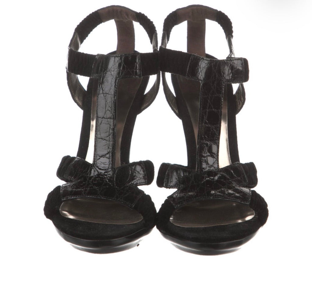 Preowned Bottega Veneta Black T-Strap Platform Sandals – Size 38.5