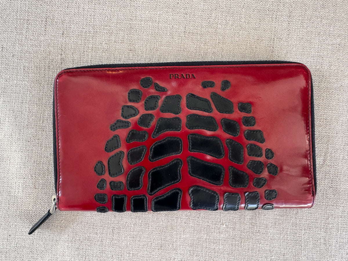 Preowned Prada Red & Black Grafite Spazzolato Long Wallet / Clutch
