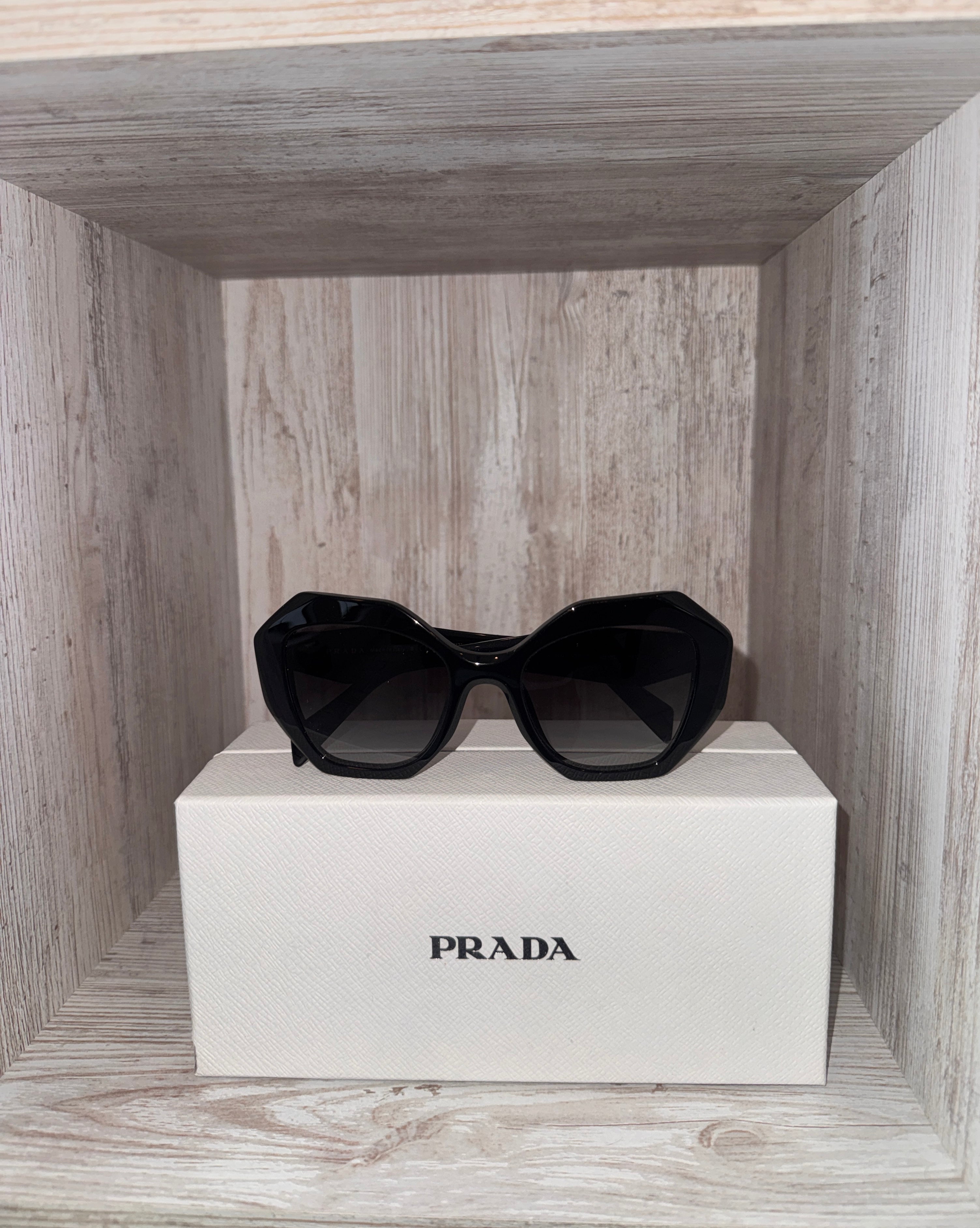 Preowned Prada Black Oversized Geometric Sunglasses